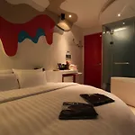 Nine Star Hotel