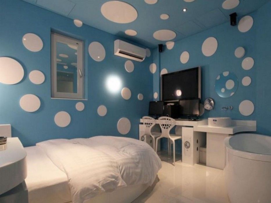 Nine Star Motel 2*