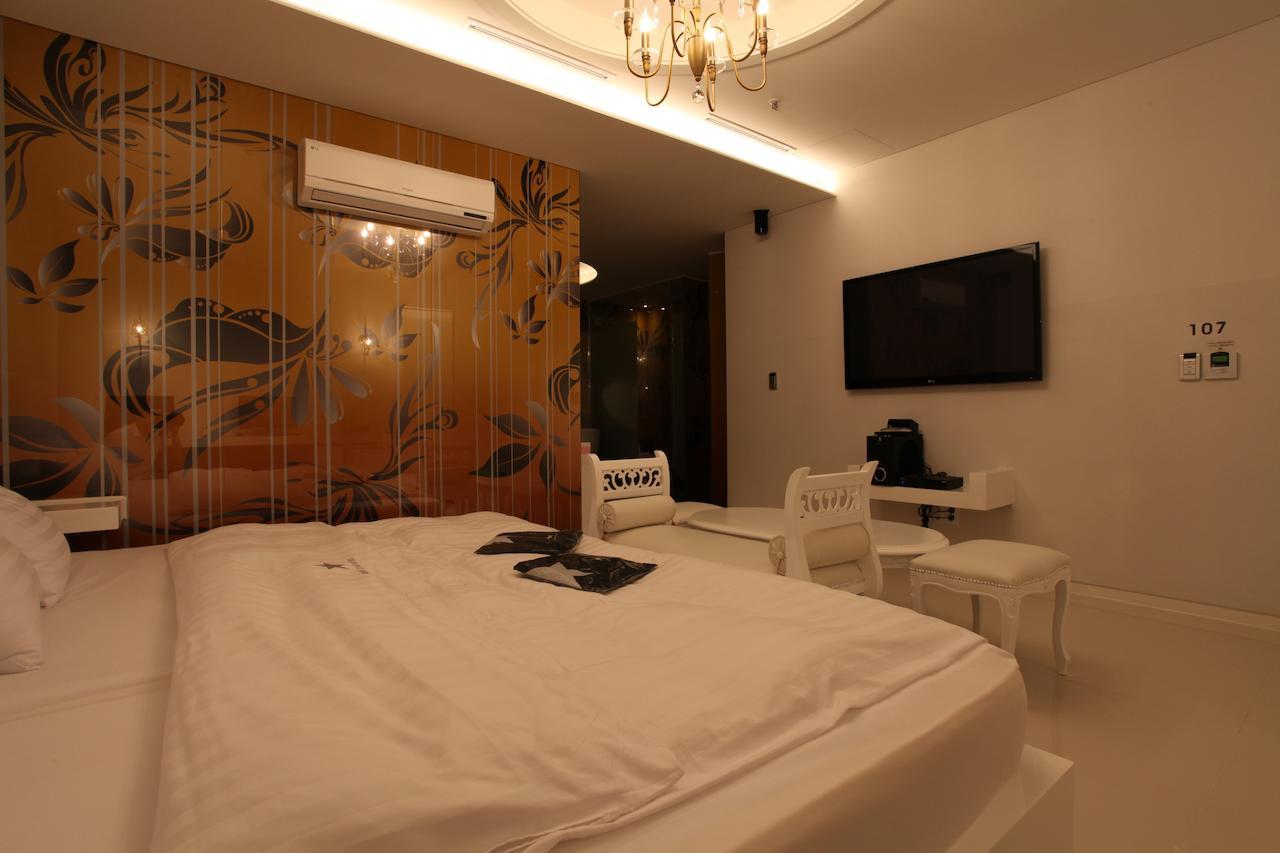 Motel Nine Star 2*