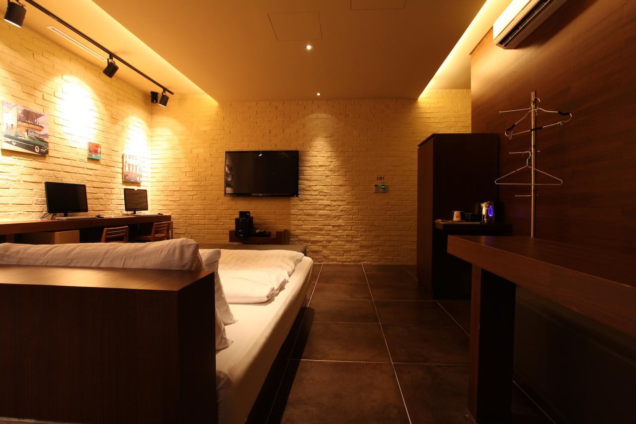 Nine Star 2*
