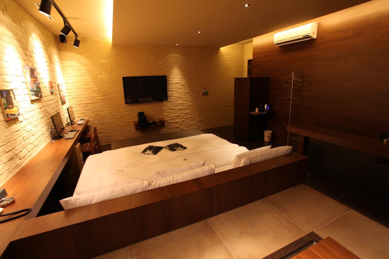 Nine Star Motel Seoul